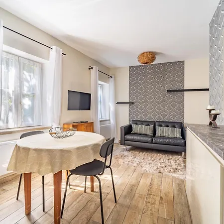 Cosy Room's * Frontonas