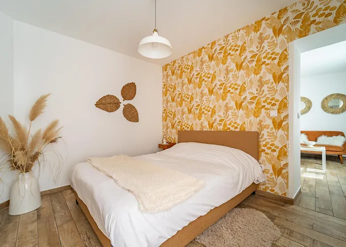 Les Marronniers Apartment *
